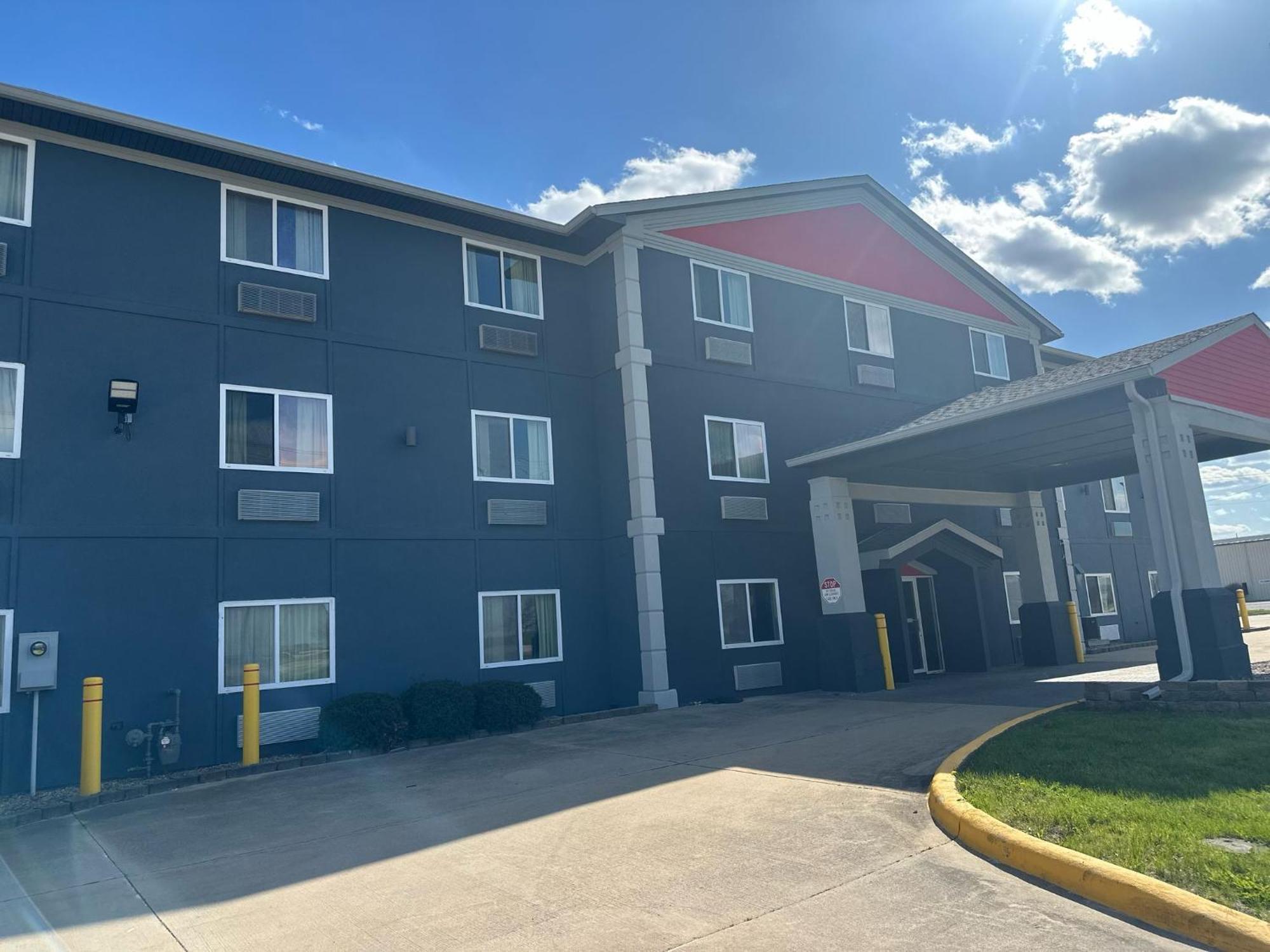 Burgundy Inn & Suites By Oyo El Paso Exterior photo